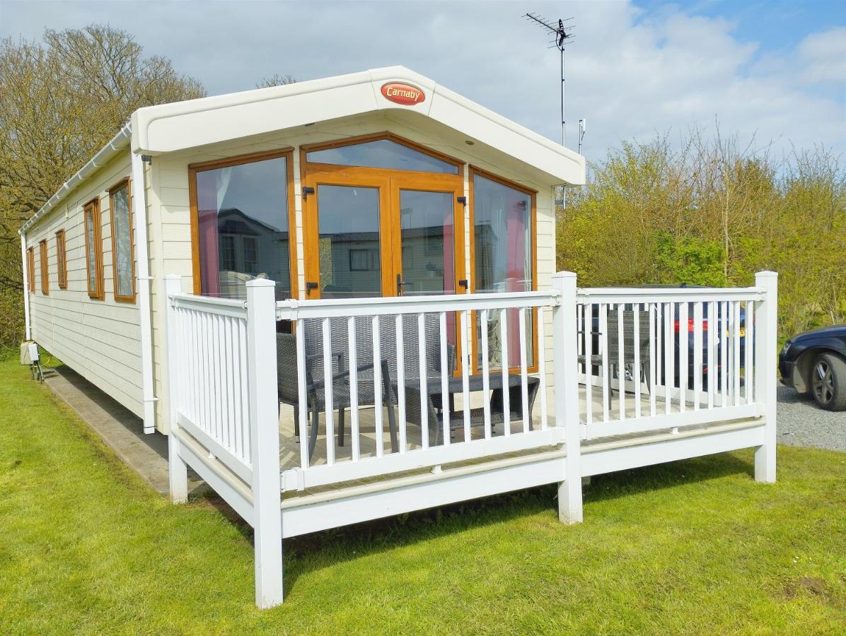 Sand Le Mere Holiday Village Caravan Hire Tunstall  외부 사진